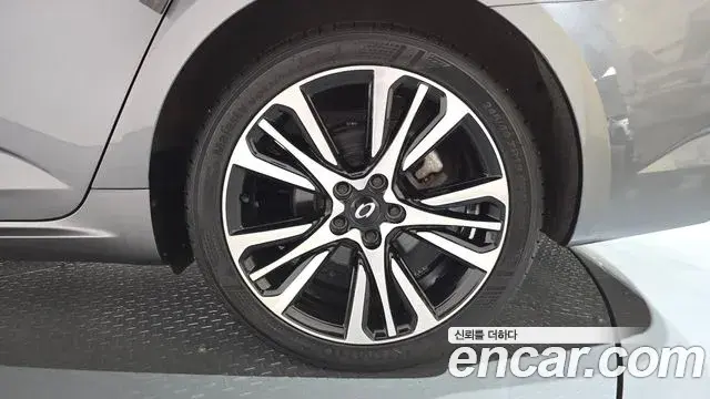Renault Samsung SM6 2022 — ფოტო 20/34