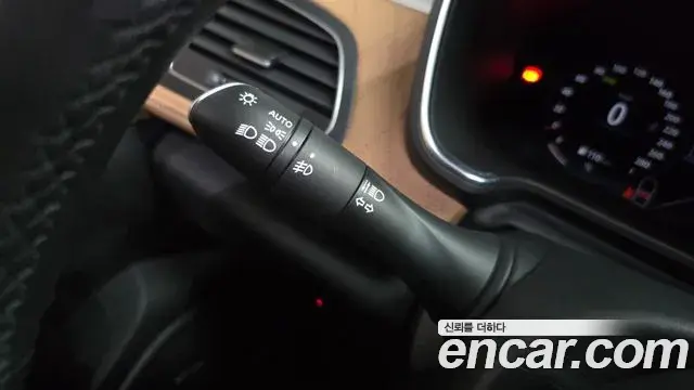 Renault Samsung SM6 2022 — ფოტო 29/34