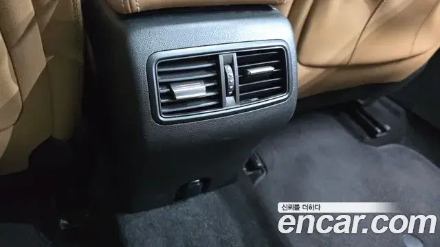 Renault Samsung SM6 2022 — ფოტო 31/34