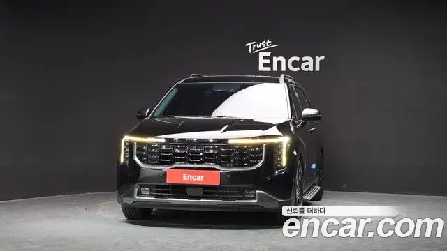 Kia Carnival 2024 — Photo 2/32