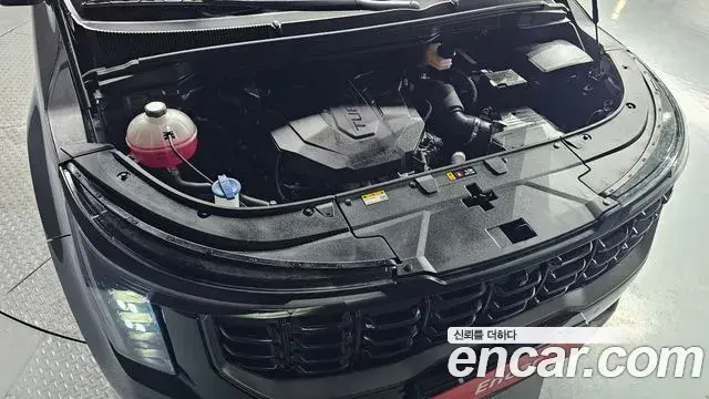 Kia Carnival 2024 — Photo 14/32