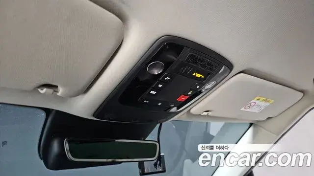 Kia Carnival 2024 — Photo 10/32
