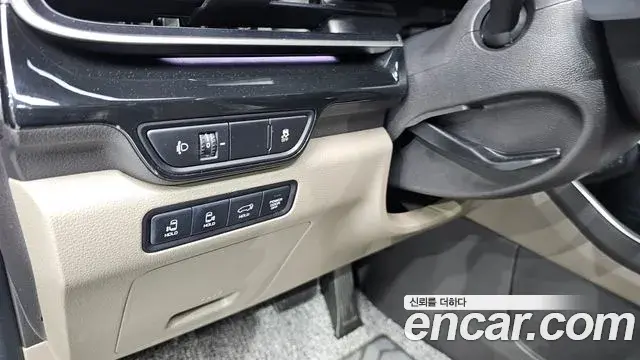 Kia Carnival 2024 — Photo 21/32