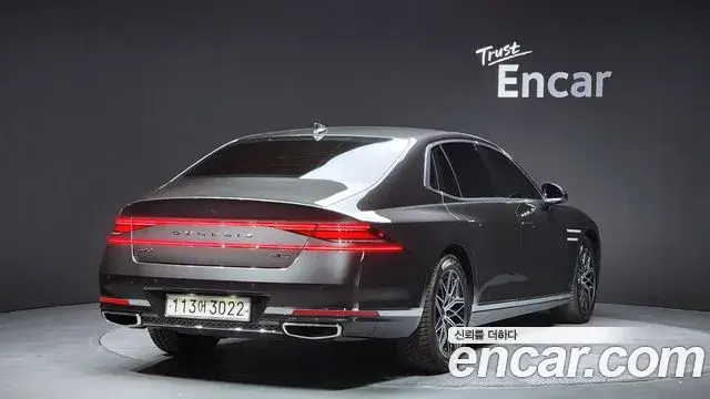 Genesis G90 2023 — Фото 2/20