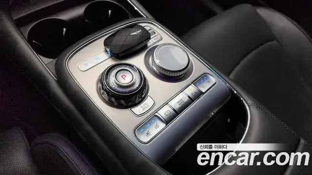 Genesis G90 2023 — Фото 9/20