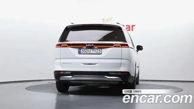 Kia Carnival 2022 — Фото 4/20