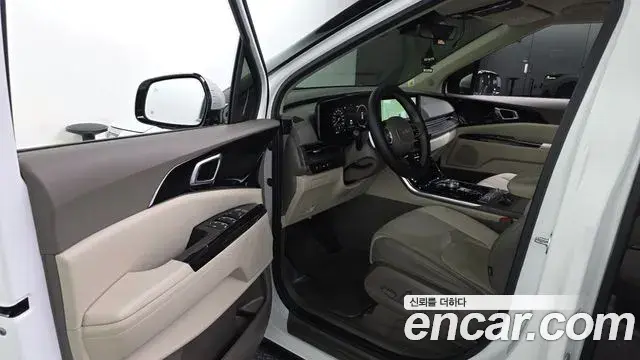 Kia Carnival 2022 — Фото 10/20