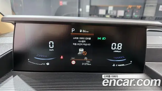 Hyundai Staria 2024 — ფოტო 11/20