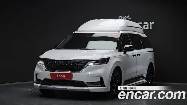 Kia Carnival 2021 — Photo 1/20