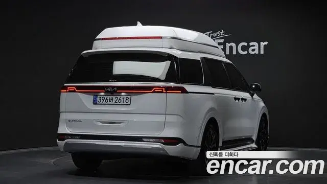 Kia Carnival 2021 — Photo 2/20