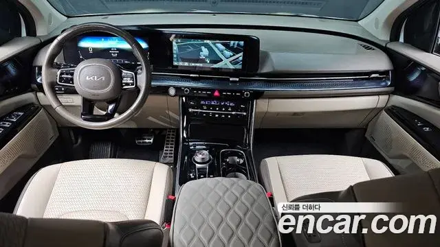 Kia Carnival 2021 — Photo 7/20