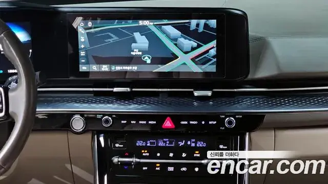 Kia Carnival 2021 — Photo 14/20