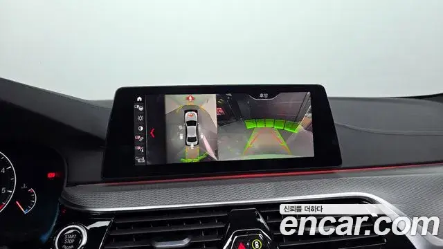 BMW 5 Series 2019 — Şəkil 11/37