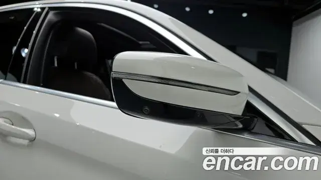 BMW 5 Series 2019 — Şəkil 37/37