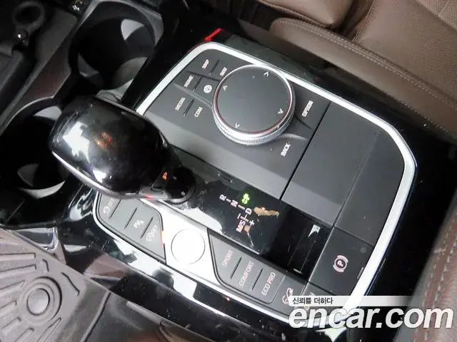 BMW X4 2022 — Photo 18/20