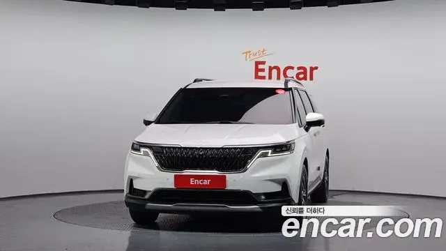 Kia Carnival 2021 — Фото 3/20