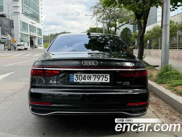Audi A8 2023 — Şəkil 15/20