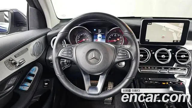Mercedes-Benz GLC-Class 2019 — Şəkil 6/33