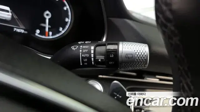 Genesis GV80 2021 — Photo 20/34