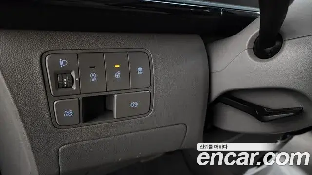 Hyundai Staria 2021 — ფოტო 25/33