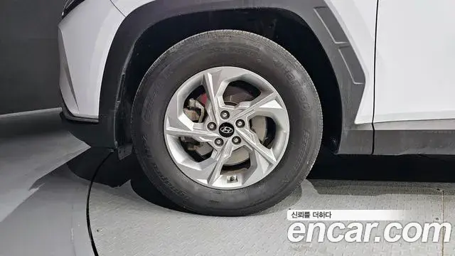 Hyundai Tucson Hybrid 2022 — ფოტო 9/20