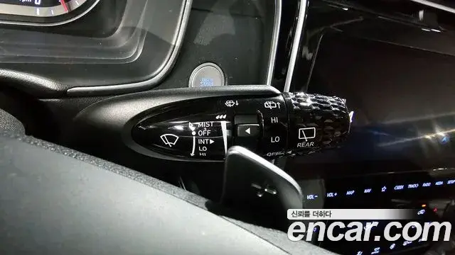 Hyundai Tucson Hybrid 2022 — ფოტო 8/20