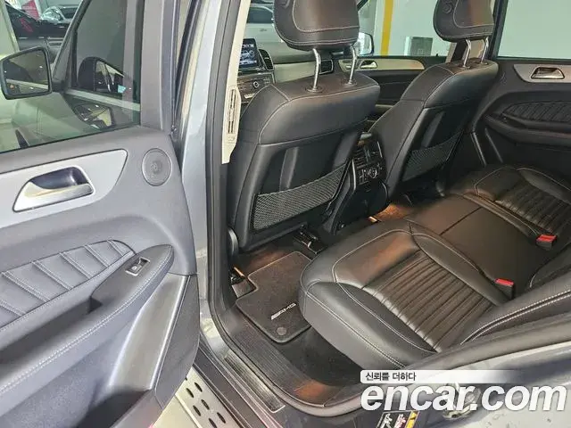 Mercedes-Benz GLE-Class 2018 — Фото 11/20