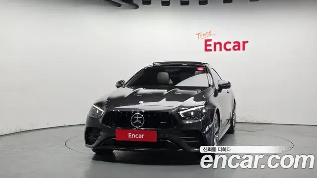 Mercedes-Benz E-Class 2023 — Şəkil 20/20