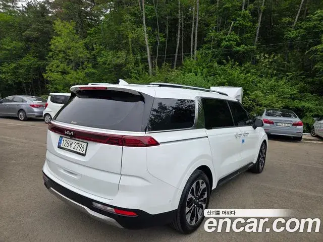 Kia Carnival 2023 — Фото 3/14