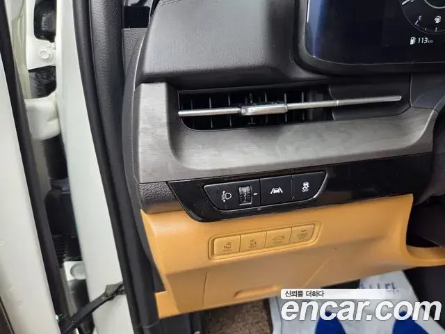 Kia Carnival 2023 — Фото 6/14