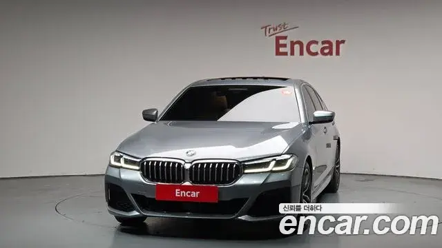 BMW 5 Series 2023 — Photo 19/20