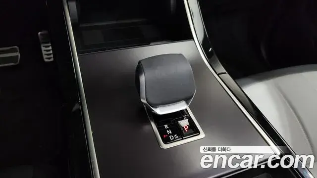 Land Rover Range Rover Evoque 2025 — Şəkil 18/20