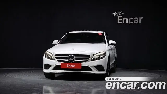 Mercedes-Benz C-Class 2020 — Photo 31/31