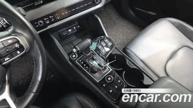 Kia Sportage 2021 — Фото 9/20