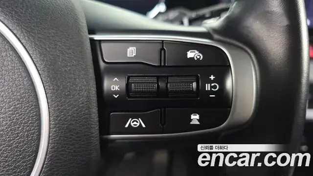 Kia Sportage 2021 — Фото 18/20