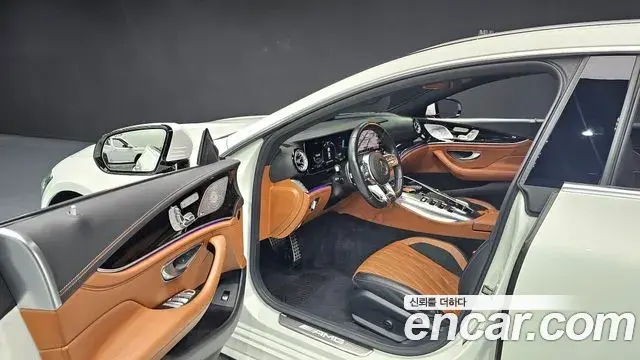 Mercedes-Benz AMG GT 2021 — ფოტო 17/20