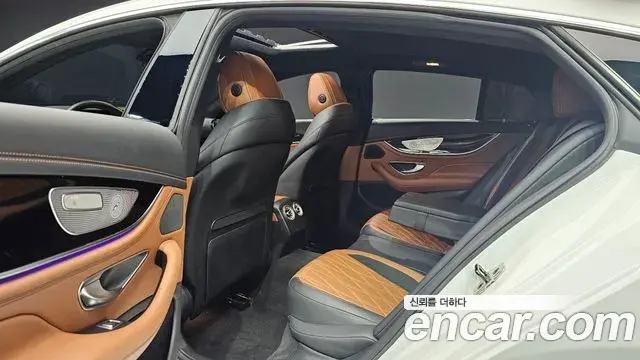 Mercedes-Benz AMG GT 2021 — ფოტო 10/20