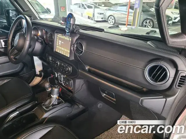 Jeep Wrangler 2019 — Şəkil 20/20