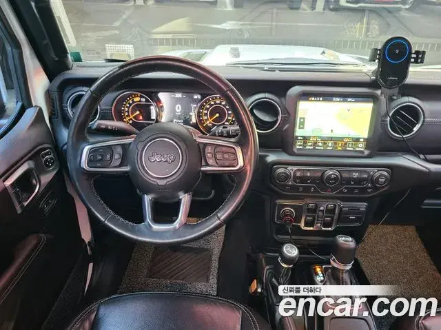 Jeep Wrangler 2019 — Şəkil 11/20