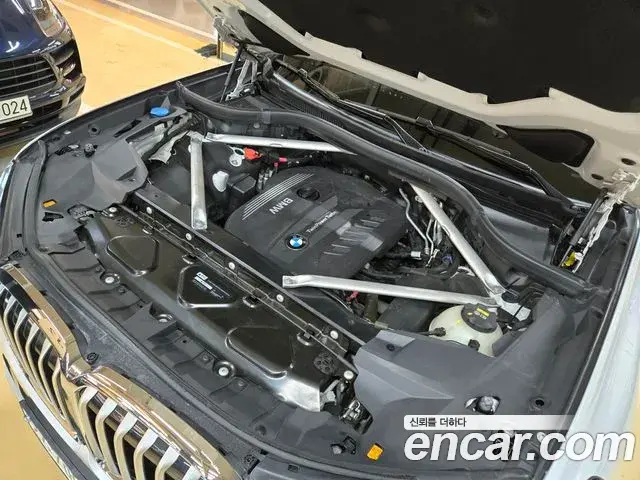 BMW X7 2020 — Şəkil 9/20