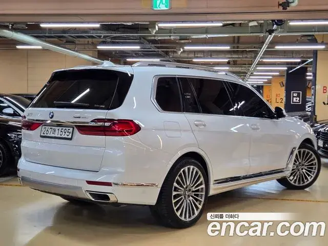 BMW X7 2020 — Şəkil 14/20