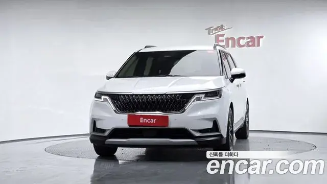 Kia Carnival 2023 — Photo 12/20