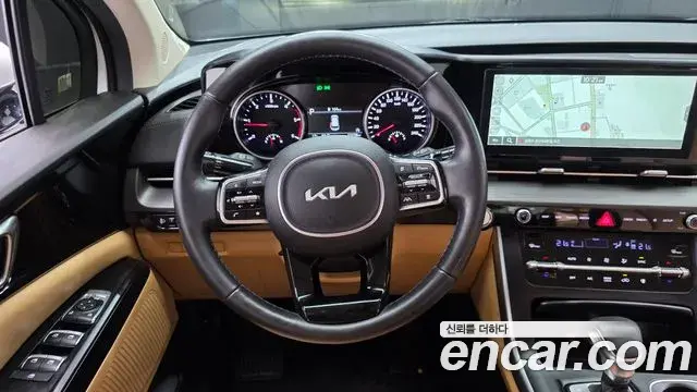 Kia Carnival 2023 — Photo 3/20