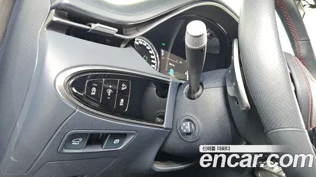 Genesis GV70 2021 — Photo 3/33