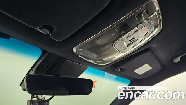 Genesis GV70 2021 — Photo 18/33