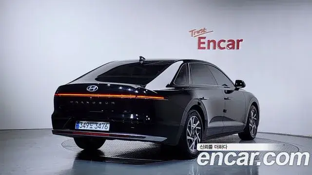 Hyundai Grandeur Hybrid 2023 — Photo 1/34