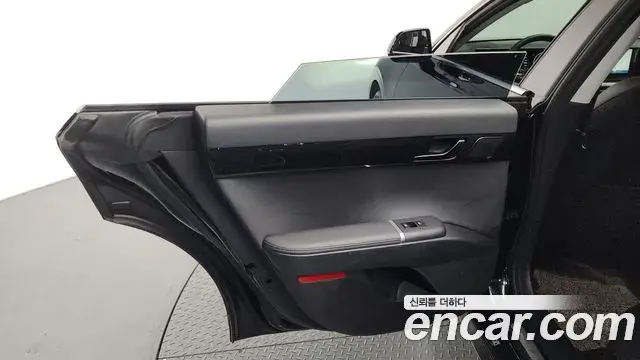 Hyundai Grandeur Hybrid 2023 — Photo 25/34