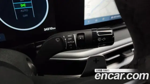Hyundai Grandeur Hybrid 2023 — Photo 4/34
