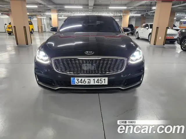 Kia The K9 2018 — Photo 17/20
