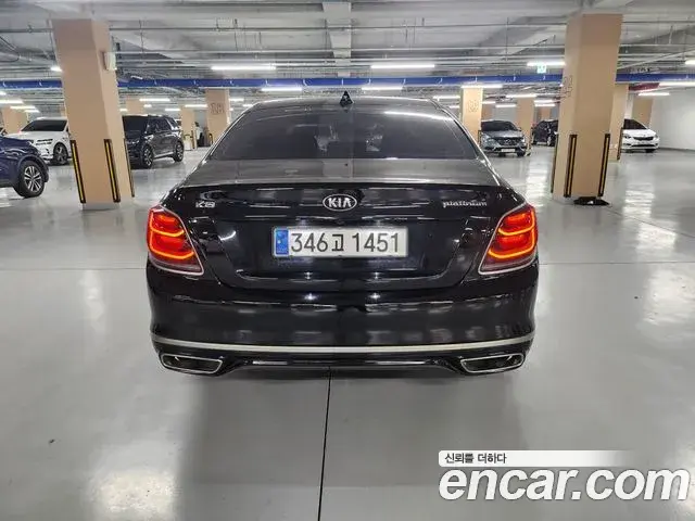 Kia The K9 2018 — Photo 10/20